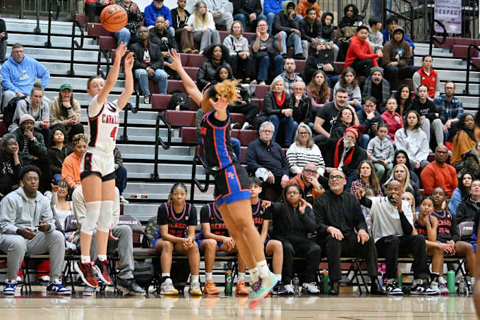 a Clackamas Benson girls basketball Oregon POA Holiday Classic December 29 2023 Leon Neuschwander 17